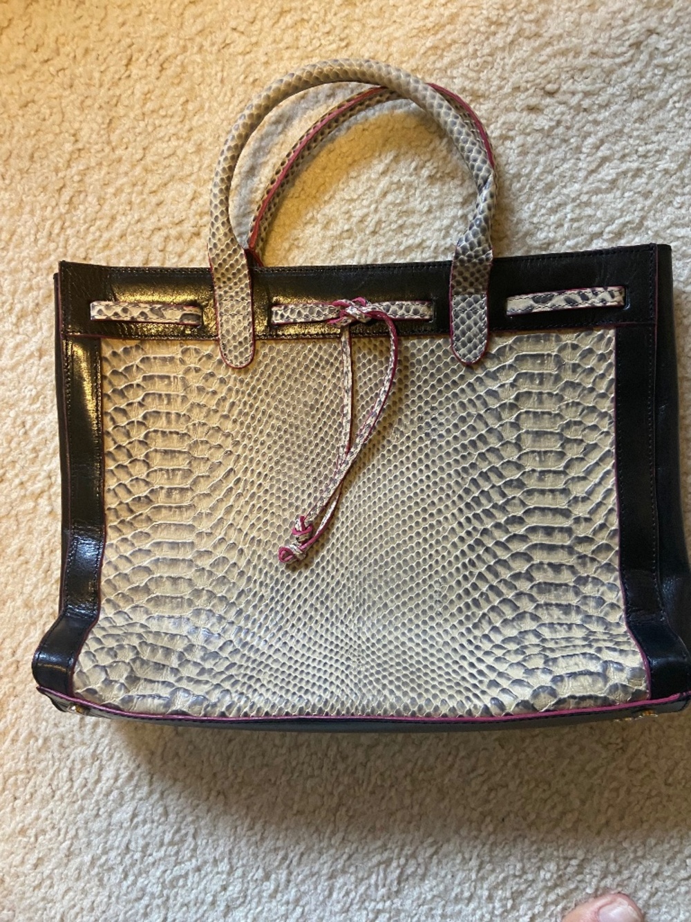 LIKE NEW Claudia Firenze Italian Leather Snakeskin Tote